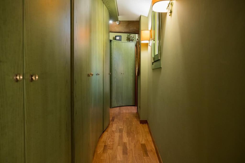 Carbonesi Luxury - Centro Storico Apartment Болоня Екстериор снимка