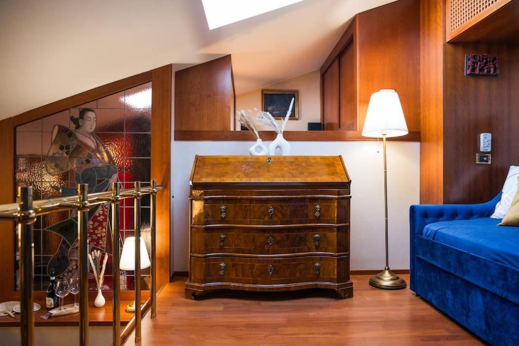 Carbonesi Luxury - Centro Storico Apartment Болоня Екстериор снимка